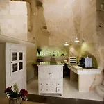 Hotel L'hotel In Pietra 3*