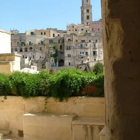 L'hotel In Pietra Matera