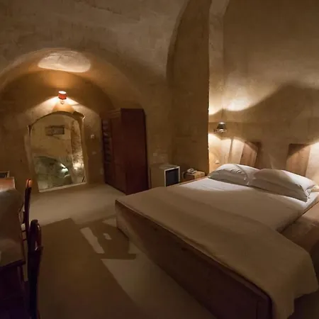 L'hotel In Pietra 3*