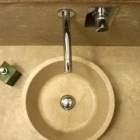 מלון L'hotel In Pietra מטרה