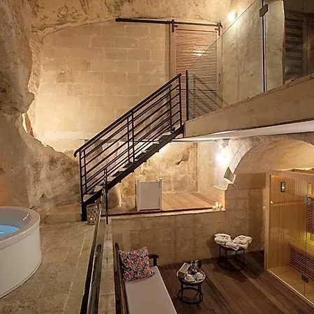 L'hotel In Pietra Matera