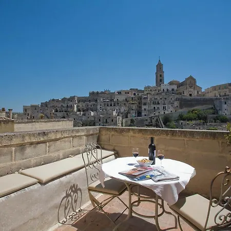 L'hotel In Pietra Matera