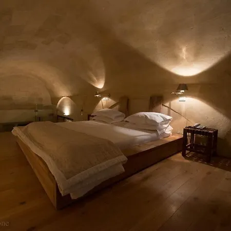 L'hotel In Pietra Matera