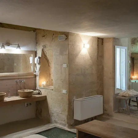 L'hotel In Pietra Matera
