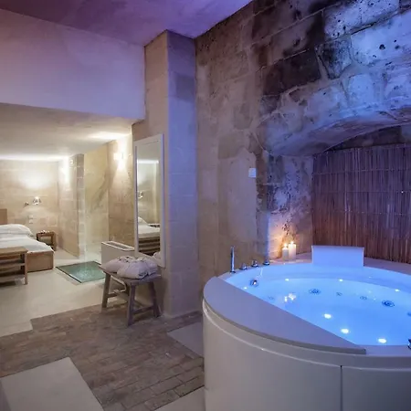 L'hotel In Pietra Matera