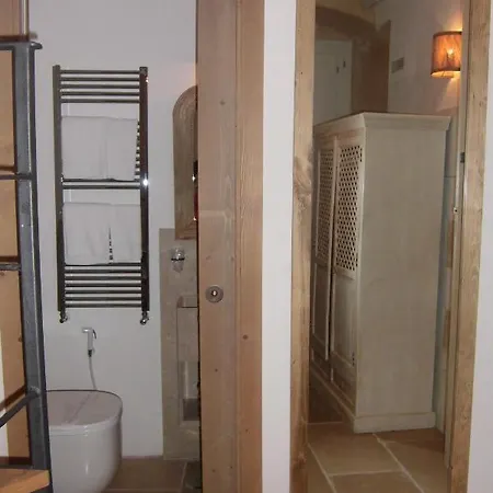 מלון L'hotel In Pietra 3*