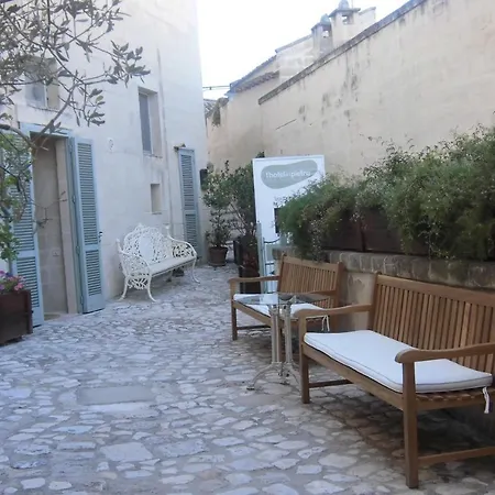 L'hotel In Pietra מלון 3*