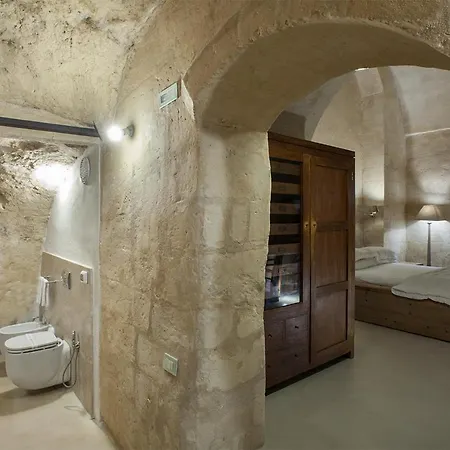 L'hotel In Pietra מלון