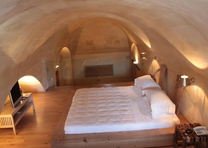 Otel L'hotel In Pietra 3*